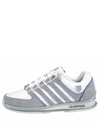 graue Sportschuhe von K-Swiss