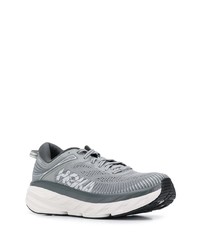 graue Sportschuhe von Hoka One One