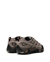 graue Sportschuhe von Merrell