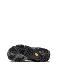 graue Sportschuhe von Merrell