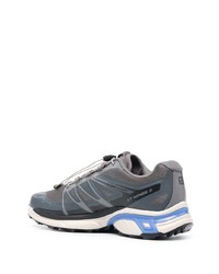 graue Sportschuhe von Salomon S/Lab