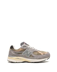 graue Sportschuhe von New Balance