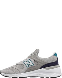 graue Sportschuhe von New Balance