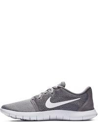 graue Sportschuhe von Nike