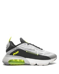 graue Sportschuhe von Nike