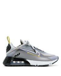 graue Sportschuhe von Nike