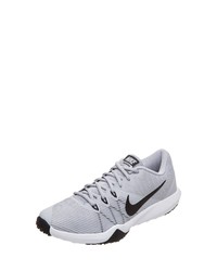 graue Sportschuhe von Nike