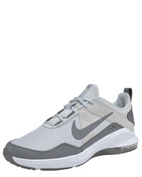 graue Sportschuhe von Nike