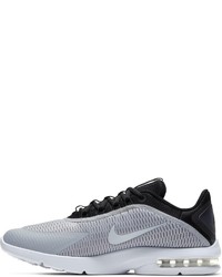 graue Sportschuhe von Nike Sportswear