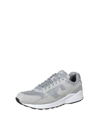 graue Sportschuhe von Nike Sportswear