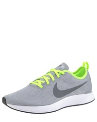 graue Sportschuhe von Nike Sportswear