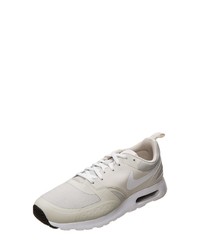 graue Sportschuhe von Nike Sportswear