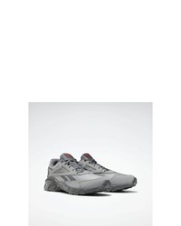 graue Sportschuhe von Reebok