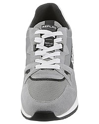 graue Sportschuhe von Replay