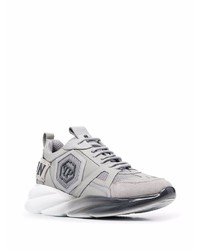 graue Sportschuhe von Philipp Plein