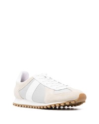 graue Sportschuhe von Sandro