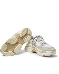 graue Sportschuhe von Balenciaga