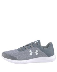 graue Sportschuhe von Under Armour