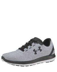 graue Sportschuhe von Under Armour