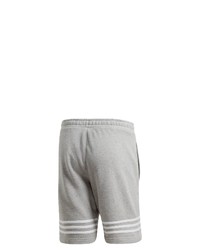 graue Sportshorts von adidas Originals