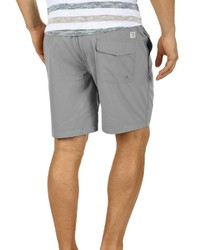 graue Sportshorts von BLEND