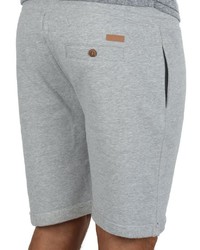 graue Sportshorts von INDICODE