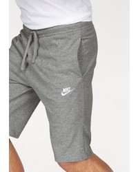 graue Sportshorts von Nike Sportswear