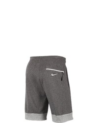 graue Sportshorts von Nike Sportswear