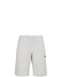 graue Sportshorts von Nike Sportswear