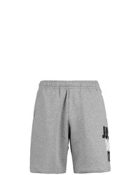 graue Sportshorts von Nike Sportswear