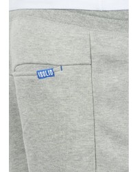 graue Sportshorts von Solid