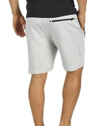 graue Sportshorts von Solid