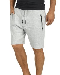 graue Sportshorts von Solid