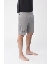 graue Sportshorts von super natural