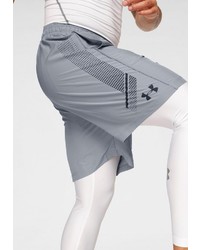 graue Sportshorts von Under Armour