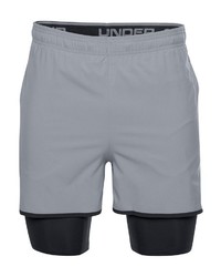 graue Sportshorts von Under Armour