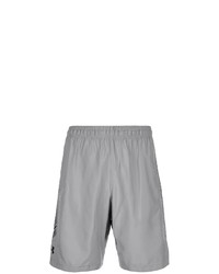 graue Sportshorts von Under Armour