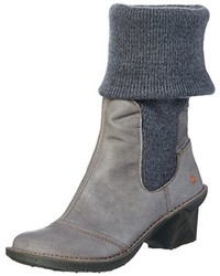 graue Stiefel von Art