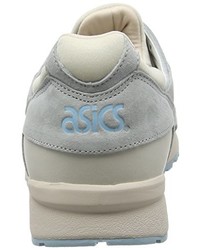 graue Turnschuhe von Asics