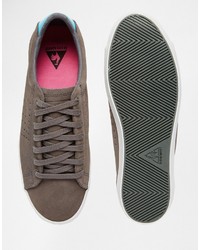 graue Turnschuhe von Le Coq Sportif