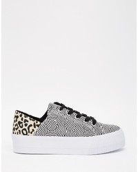 graue Turnschuhe von Asos