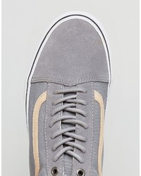 graue Turnschuhe von Vans