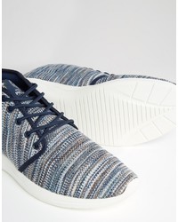 graue Turnschuhe von Pull&Bear