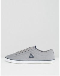 graue Turnschuhe von Le Coq Sportif