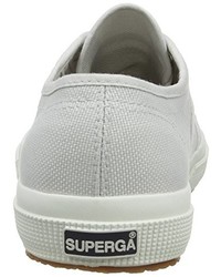 graue Turnschuhe von Superga