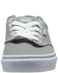 graue Turnschuhe von Vans