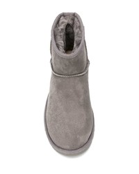 graue Ugg Stiefel von UGG Australia