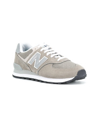 graue Wildleder niedrige Sneakers von New Balance