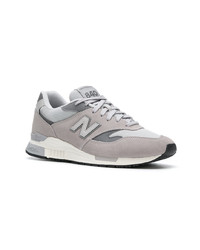 graue Wildleder niedrige Sneakers von New Balance