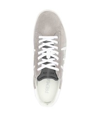 graue Wildleder niedrige Sneakers von Premiata